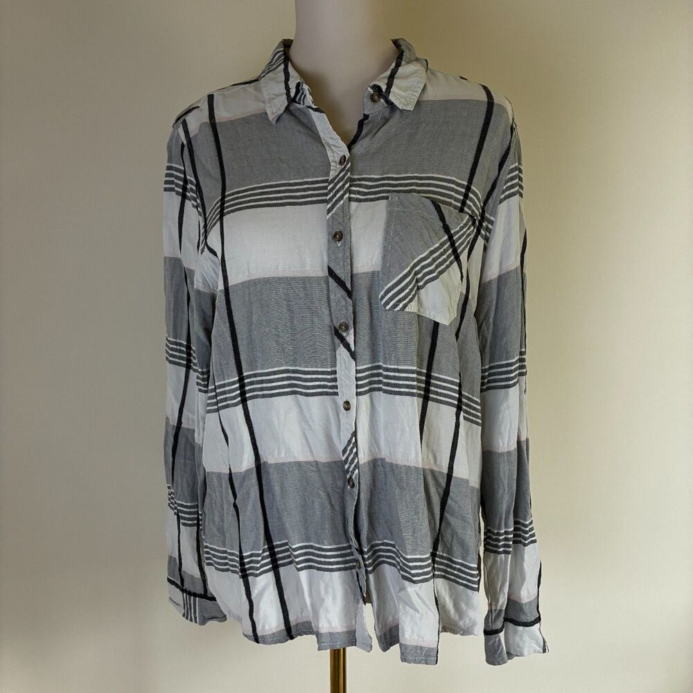 Universal Thread Women's Plaid Button-Down Shirt Size XL  Western Long Sleeve